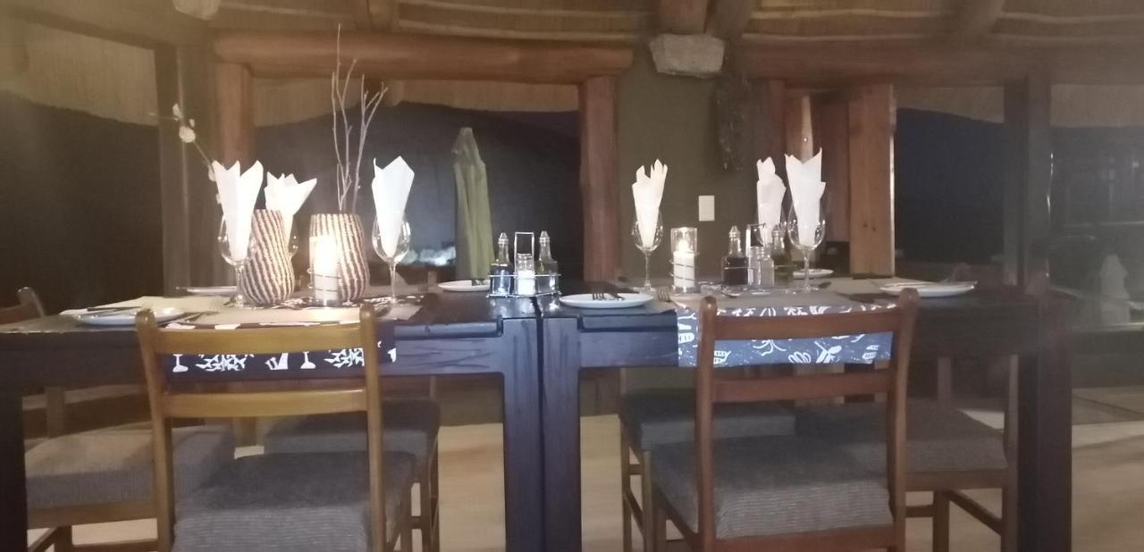 Ondudu Safari Lodge Omaruru Bagian luar foto