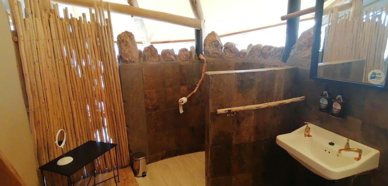 Ondudu Safari Lodge Omaruru Bagian luar foto