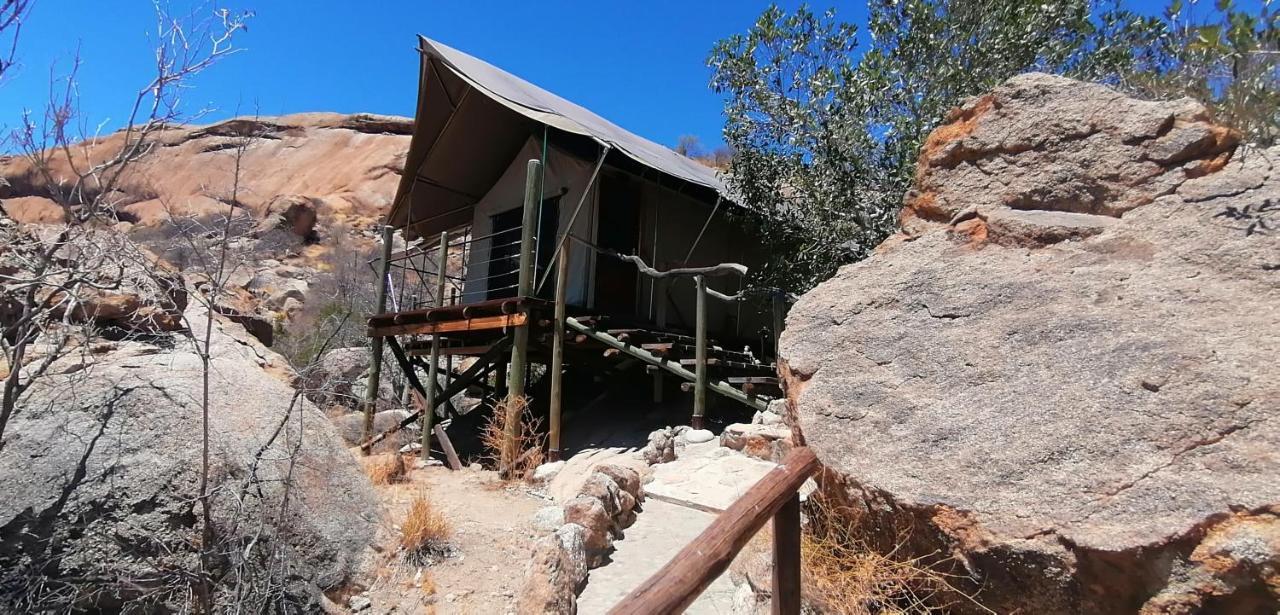 Ondudu Safari Lodge Omaruru Bagian luar foto