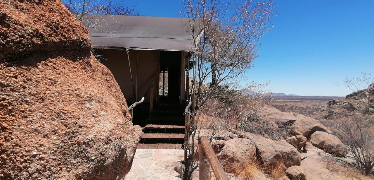 Ondudu Safari Lodge Omaruru Bagian luar foto