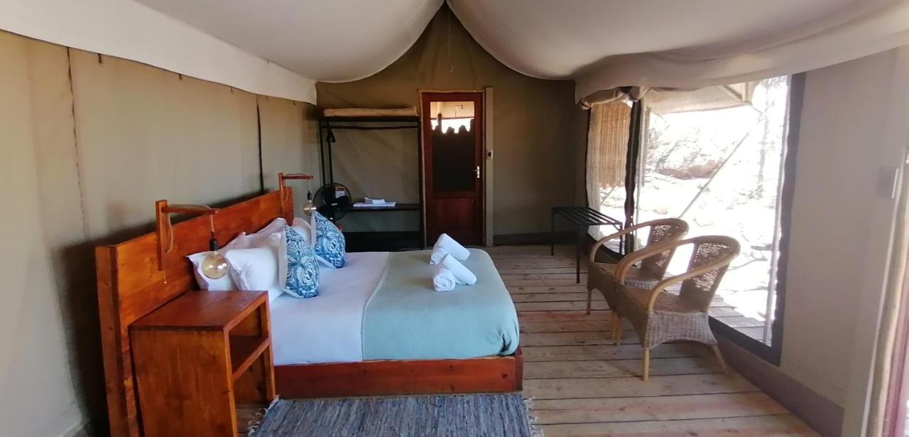 Ondudu Safari Lodge Omaruru Bagian luar foto