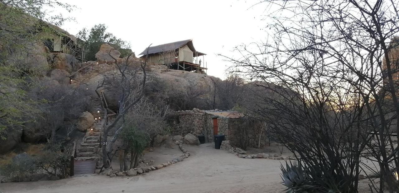 Ondudu Safari Lodge Omaruru Bagian luar foto