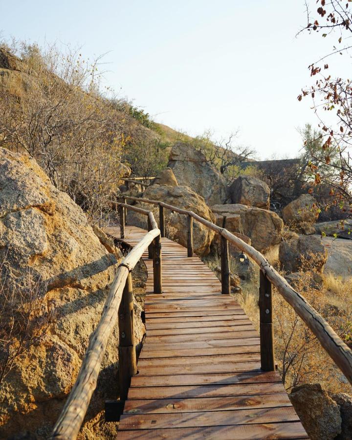 Ondudu Safari Lodge Omaruru Bagian luar foto