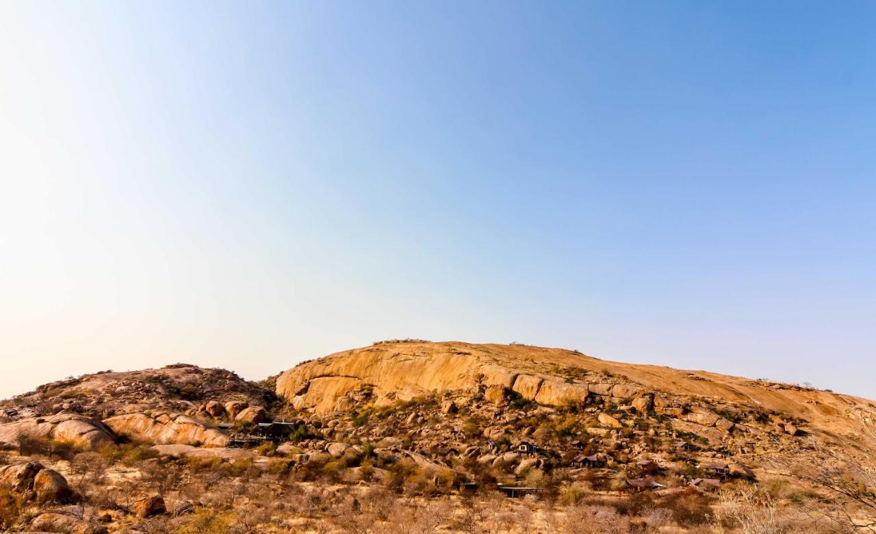 Ondudu Safari Lodge Omaruru Bagian luar foto