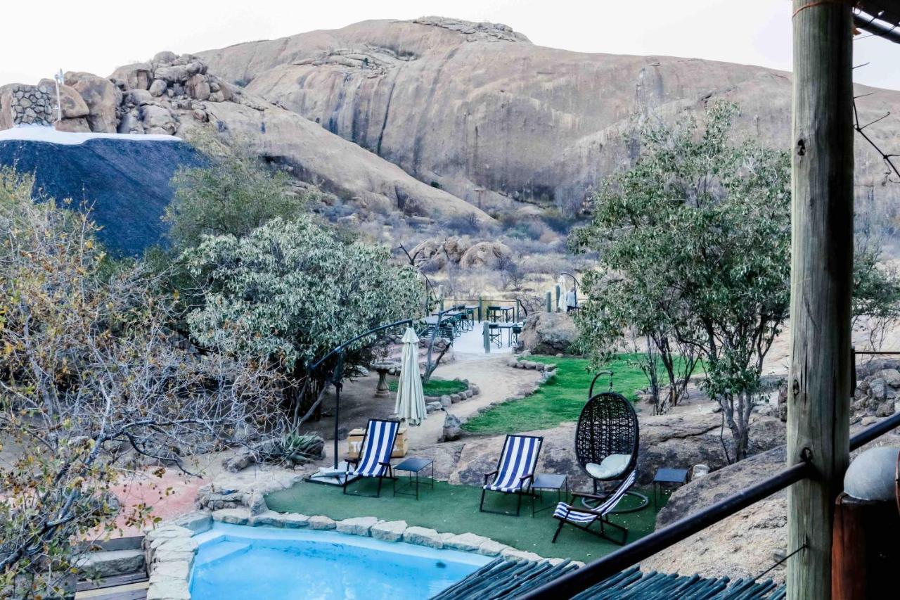 Ondudu Safari Lodge Omaruru Bagian luar foto